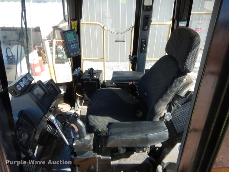 image for item DJ2050 2006 Caterpillar 988H  wheel loader