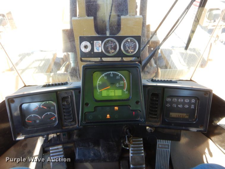 image for item DJ2050 2006 Caterpillar 988H  wheel loader