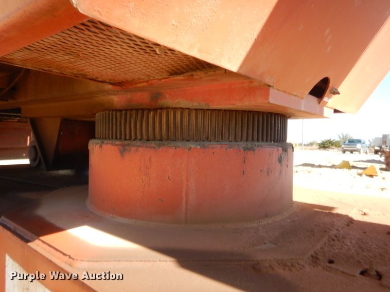 image for item DJ2051 1998 Snorkel TB80  boom lift