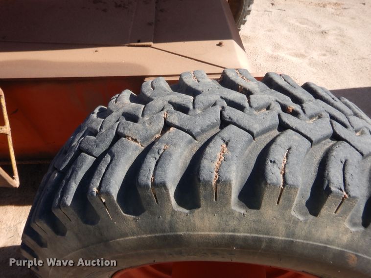 image for item DJ2051 1998 Snorkel TB80  boom lift