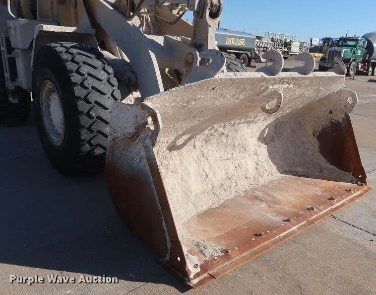 image for item DJ2249 1989 Caterpillar 950E  wheel loader