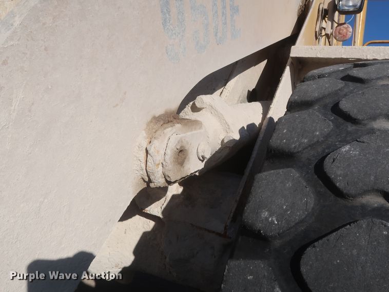 image for item DJ2249 1989 Caterpillar 950E  wheel loader