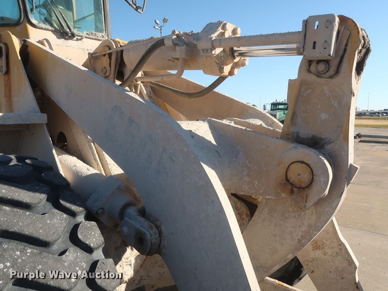 image for item DJ2249 1989 Caterpillar 950E  wheel loader