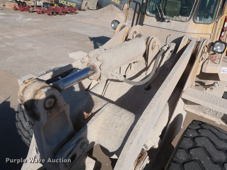 image for item DJ2249 1989 Caterpillar 950E  wheel loader
