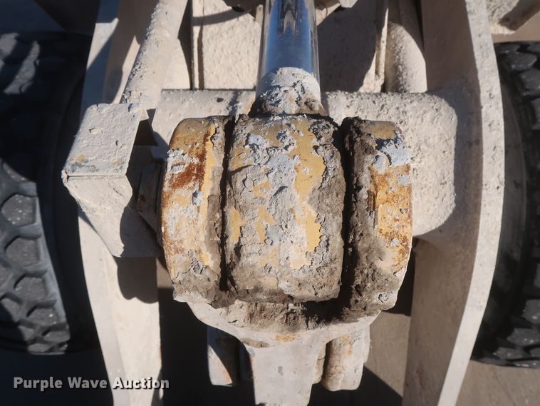 image for item DJ2249 1989 Caterpillar 950E  wheel loader