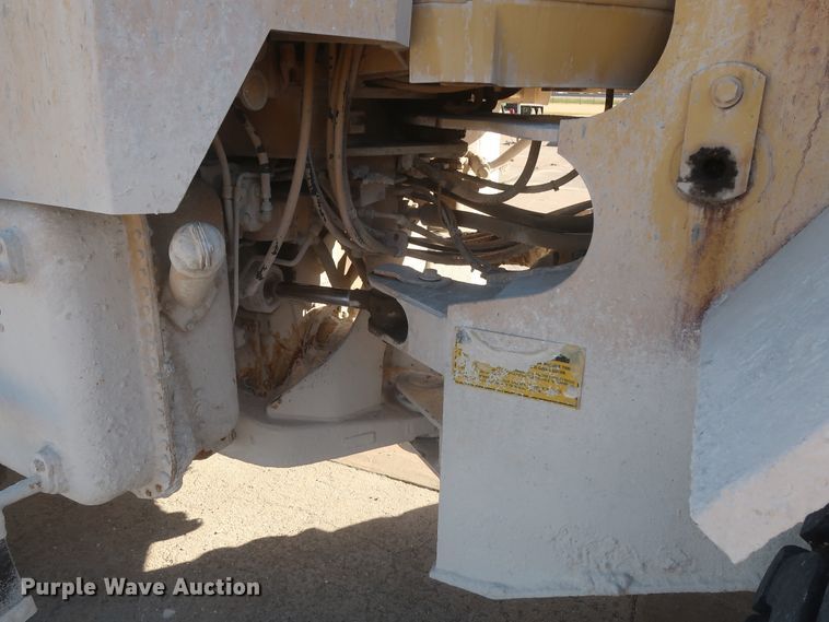 image for item DJ2249 1989 Caterpillar 950E  wheel loader