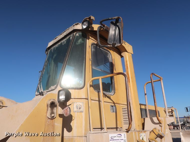 image for item DJ2249 1989 Caterpillar 950E  wheel loader
