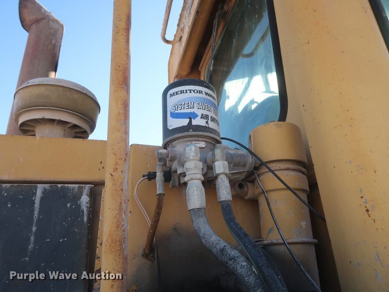 image for item DJ2249 1989 Caterpillar 950E  wheel loader