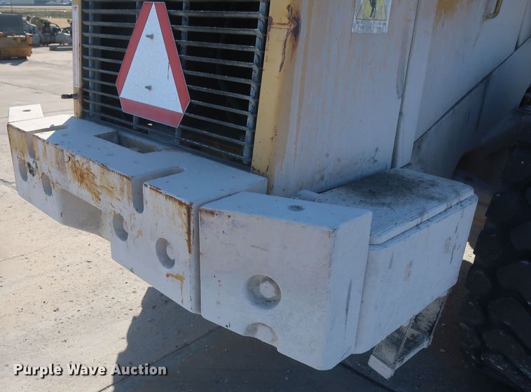 image for item DJ2249 1989 Caterpillar 950E  wheel loader