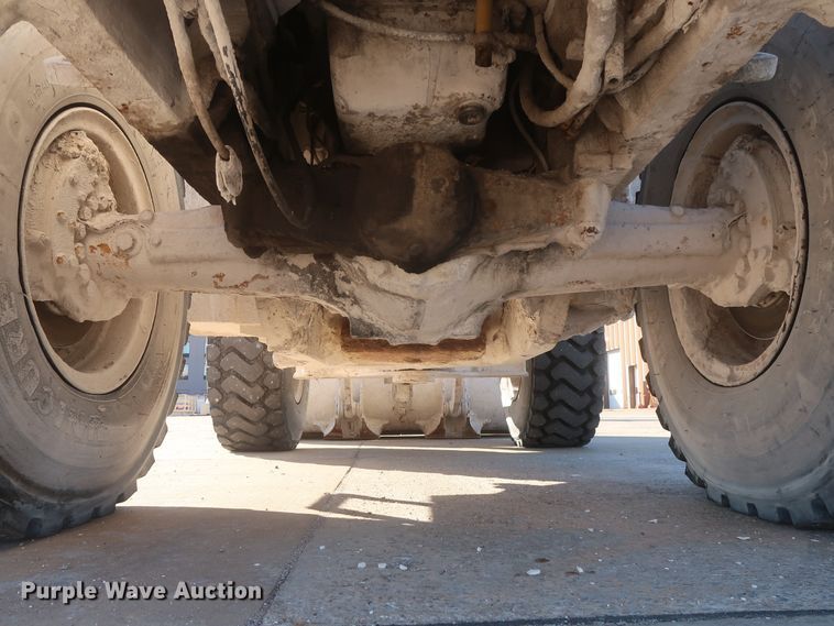 image for item DJ2249 1989 Caterpillar 950E  wheel loader