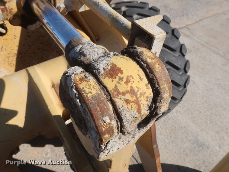 image for item DJ2250 2000 Caterpillar 950G  wheel loader