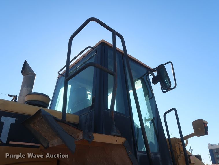 image for item DJ2250 2000 Caterpillar 950G  wheel loader