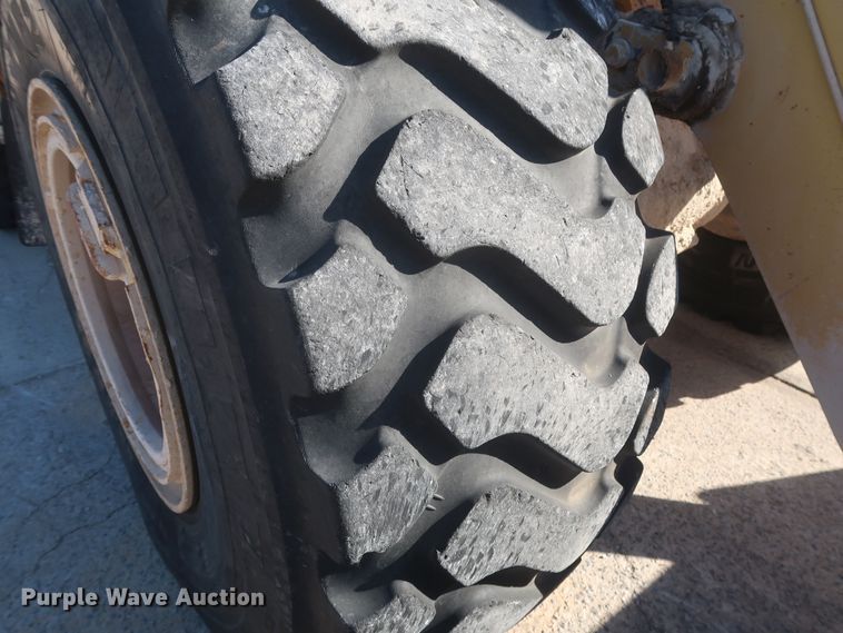 image for item DJ2250 2000 Caterpillar 950G  wheel loader