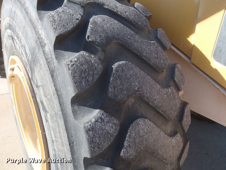 image for item DJ2250 2000 Caterpillar 950G  wheel loader