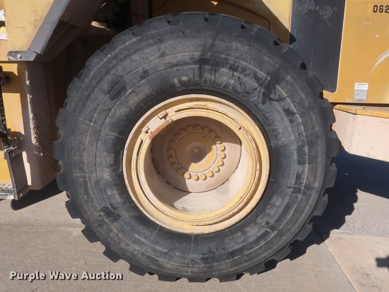 image for item DJ2250 2000 Caterpillar 950G  wheel loader