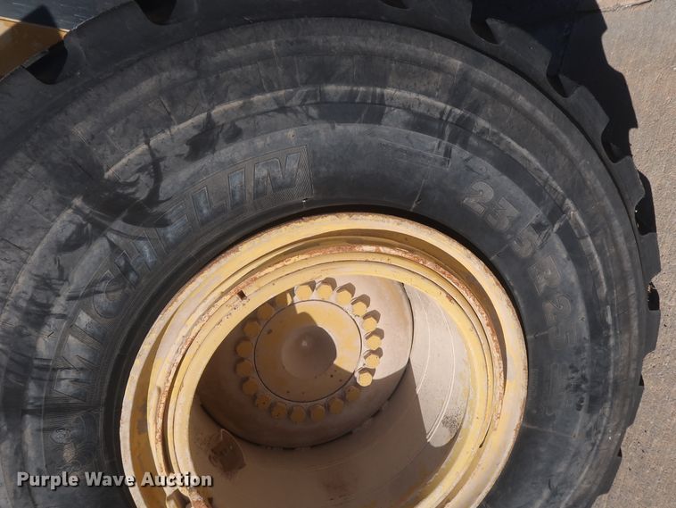 image for item DJ2250 2000 Caterpillar 950G  wheel loader
