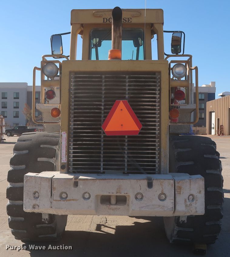 image for item DJ2251 1988 Caterpillar 950E  wheel loader