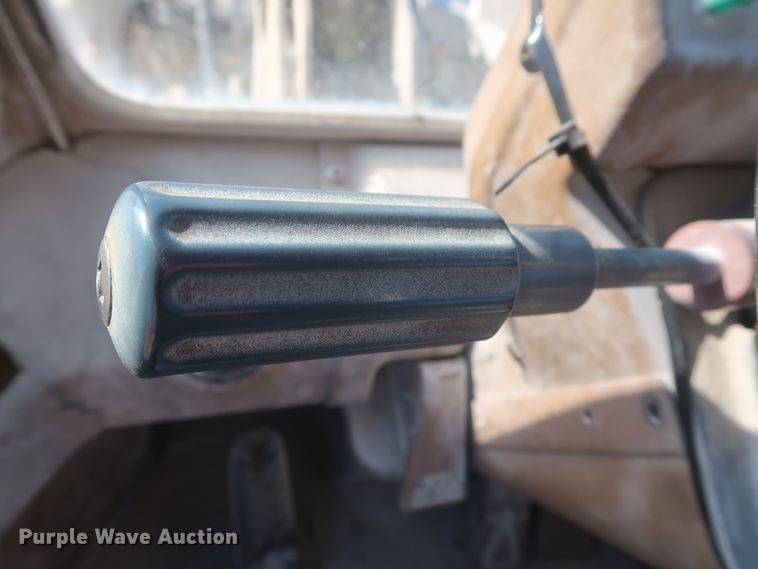 image for item DJ2251 1988 Caterpillar 950E  wheel loader