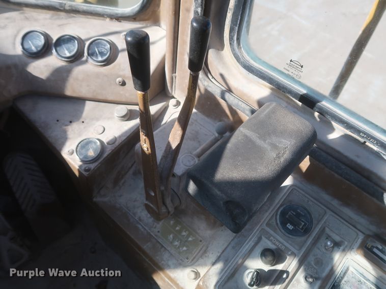 image for item DJ2251 1988 Caterpillar 950E  wheel loader