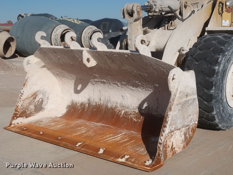 image for item DJ2251 1988 Caterpillar 950E  wheel loader