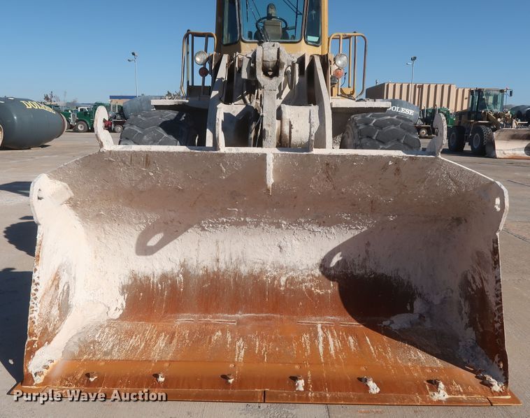 image for item DJ2251 1988 Caterpillar 950E  wheel loader