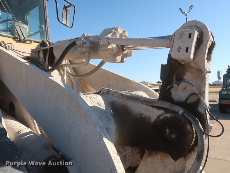 image for item DJ2251 1988 Caterpillar 950E  wheel loader