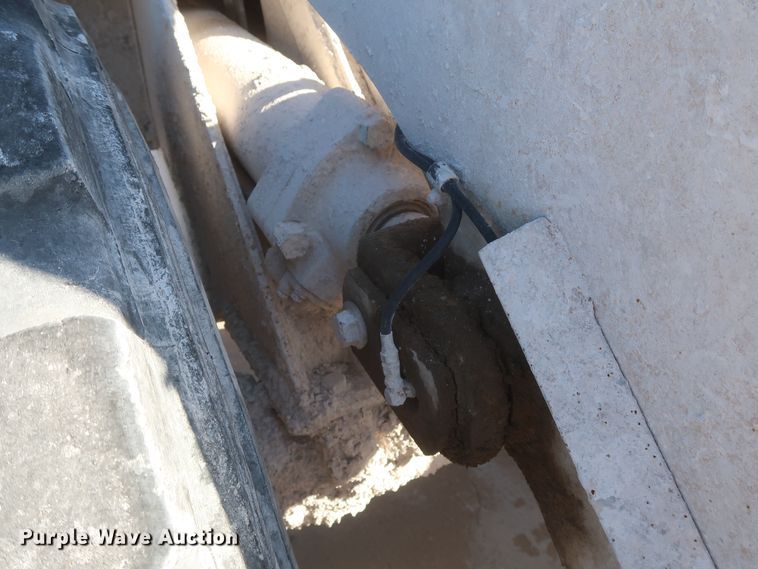 image for item DJ2251 1988 Caterpillar 950E  wheel loader