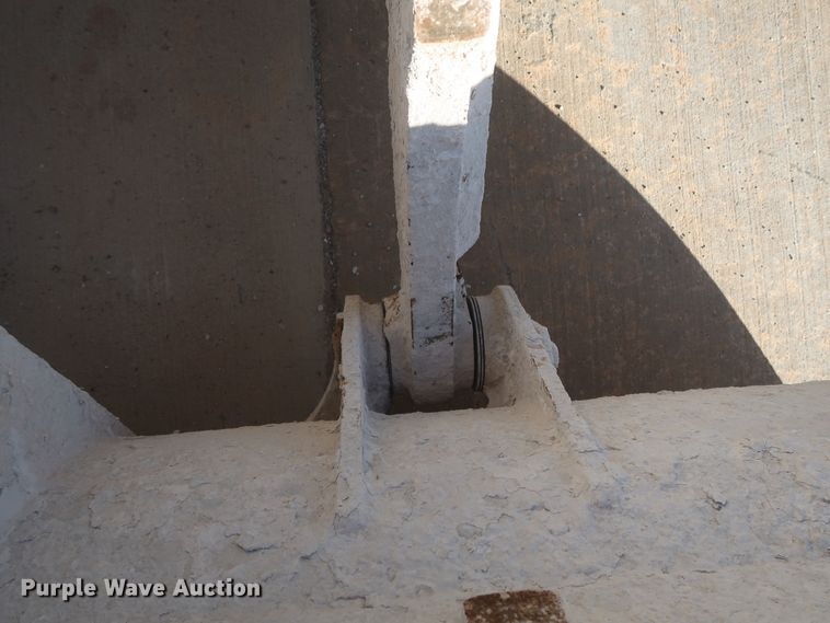 image for item DJ2251 1988 Caterpillar 950E  wheel loader