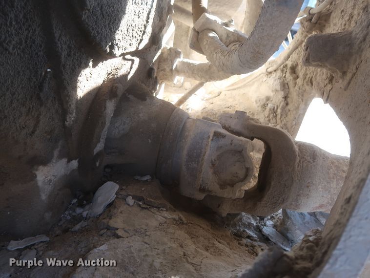 image for item DJ2251 1988 Caterpillar 950E  wheel loader