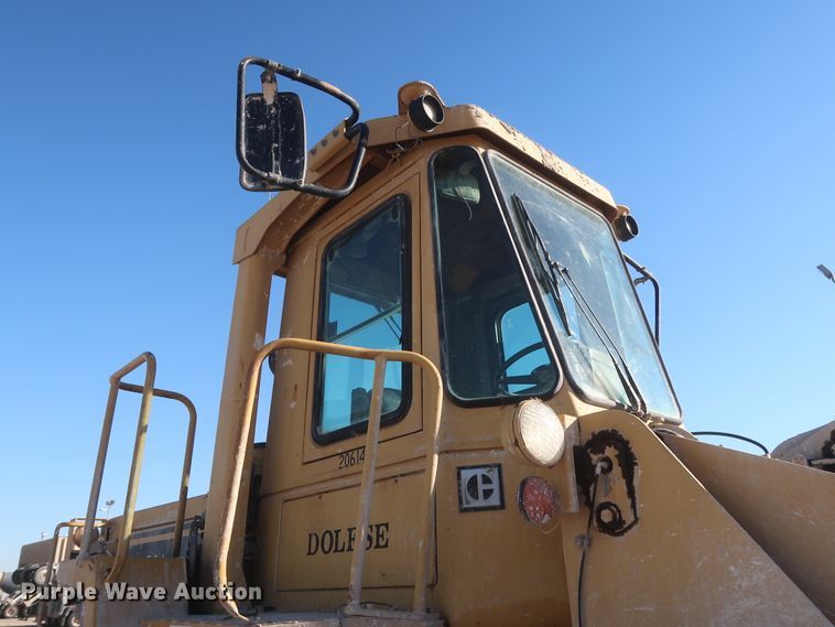 image for item DJ2251 1988 Caterpillar 950E  wheel loader