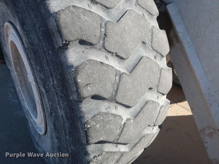 image for item DJ2251 1988 Caterpillar 950E  wheel loader