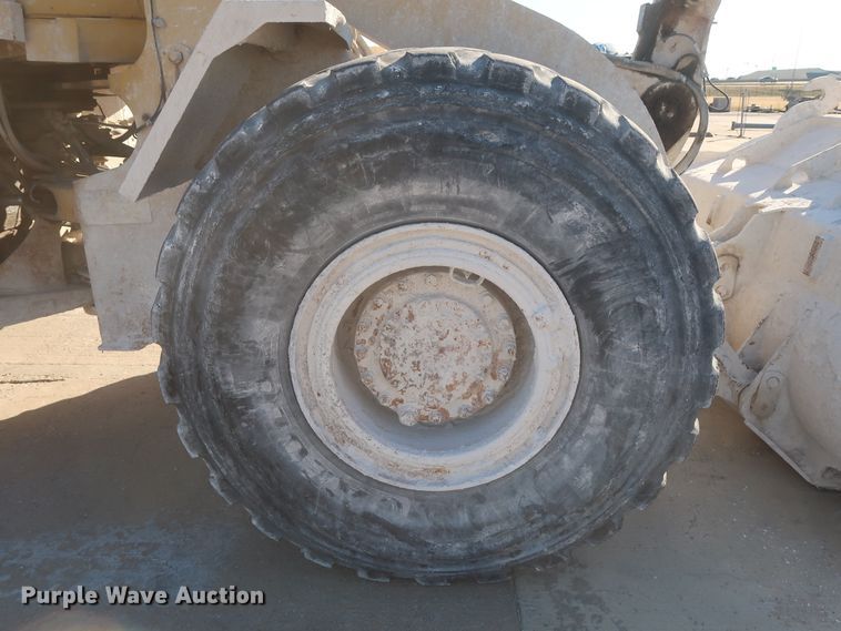 image for item DJ2251 1988 Caterpillar 950E  wheel loader