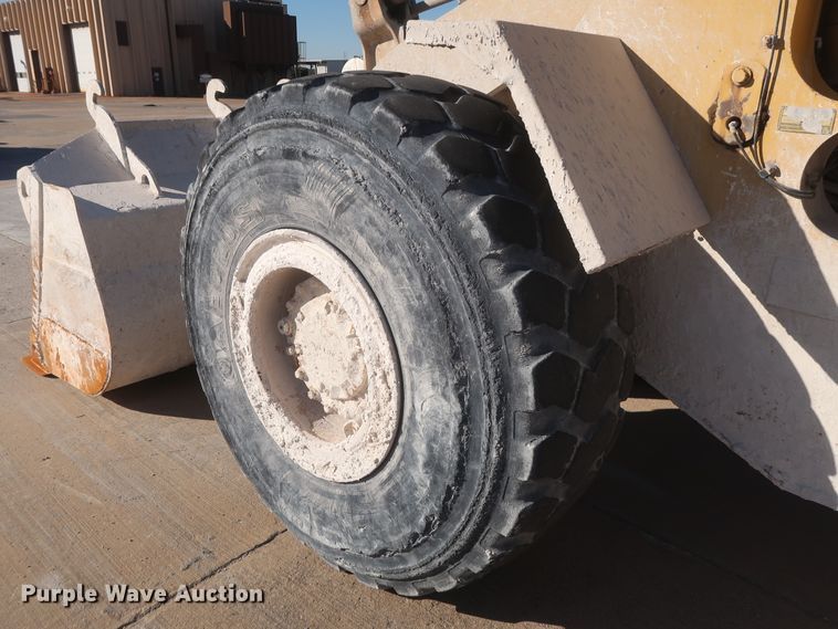image for item DJ2251 1988 Caterpillar 950E  wheel loader