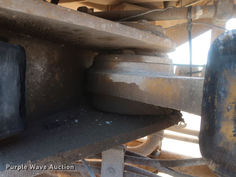 image for item DJ2252 1999 Caterpillar 928G  wheel loader