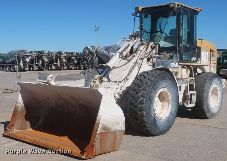 image for item DJ2253 2003 Caterpillar 924G  wheel loader