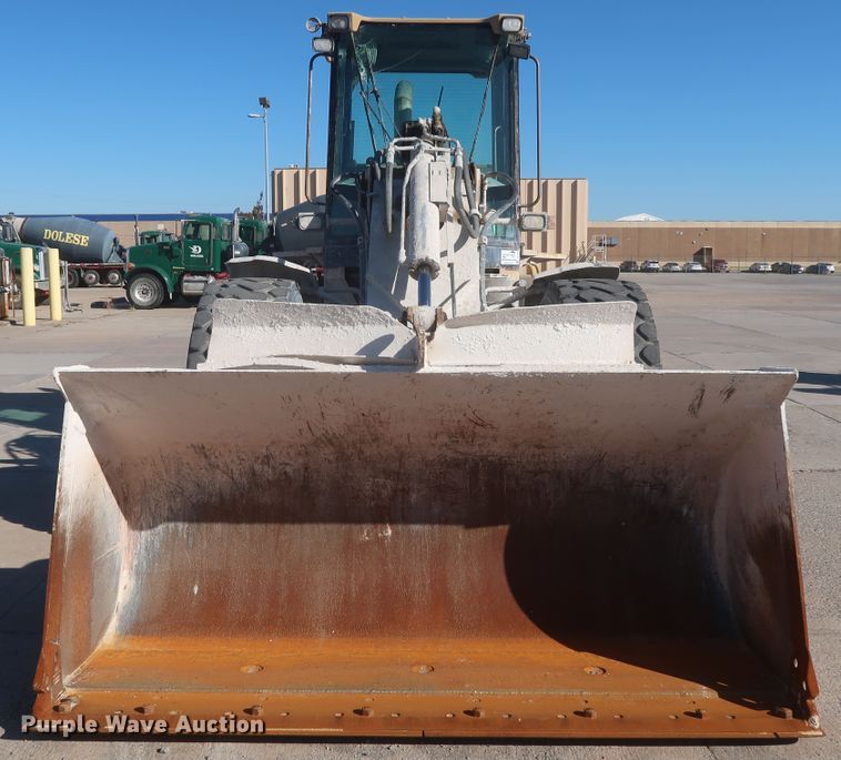 image for item DJ2253 2003 Caterpillar 924G  wheel loader