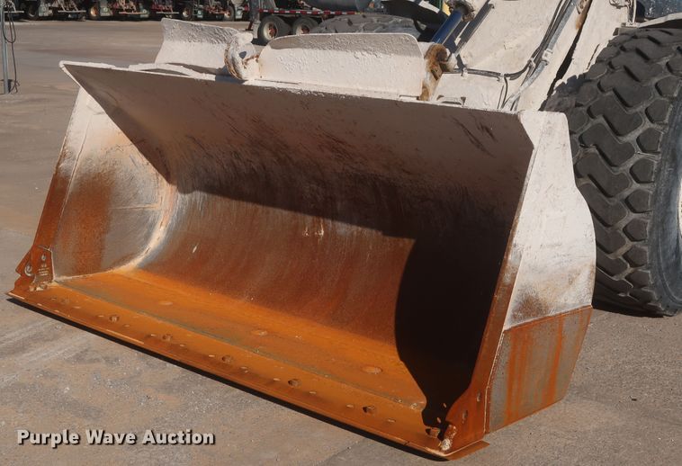 image for item DJ2253 2003 Caterpillar 924G  wheel loader