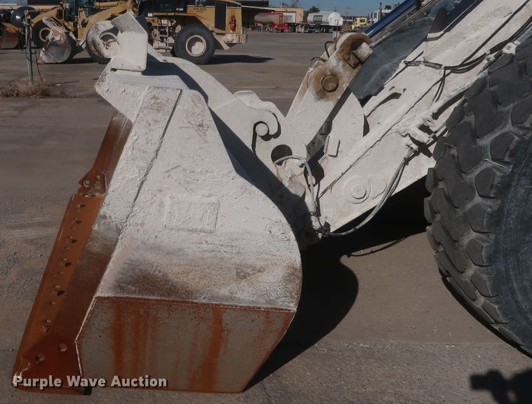 image for item DJ2253 2003 Caterpillar 924G  wheel loader