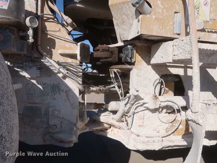 image for item DJ2253 2003 Caterpillar 924G  wheel loader