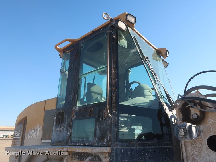 image for item DJ2253 2003 Caterpillar 924G  wheel loader