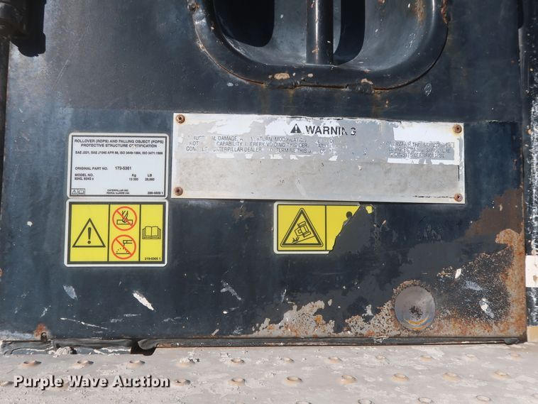 image for item DJ2253 2003 Caterpillar 924G  wheel loader