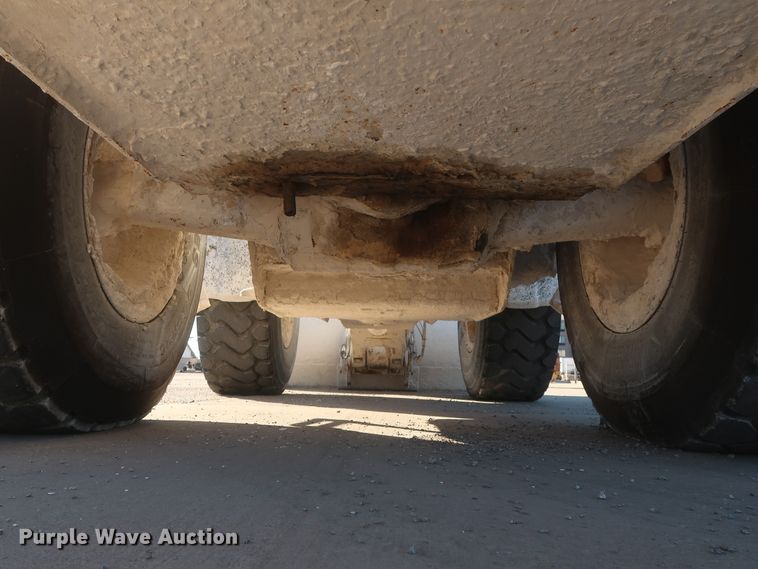 image for item DJ2253 2003 Caterpillar 924G  wheel loader