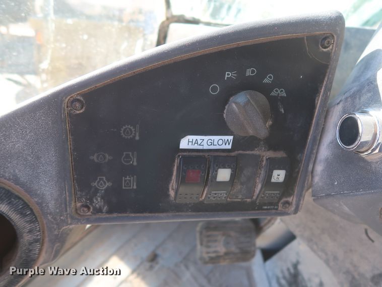 image for item DJ2254 2002 Caterpillar 938G  wheel loader