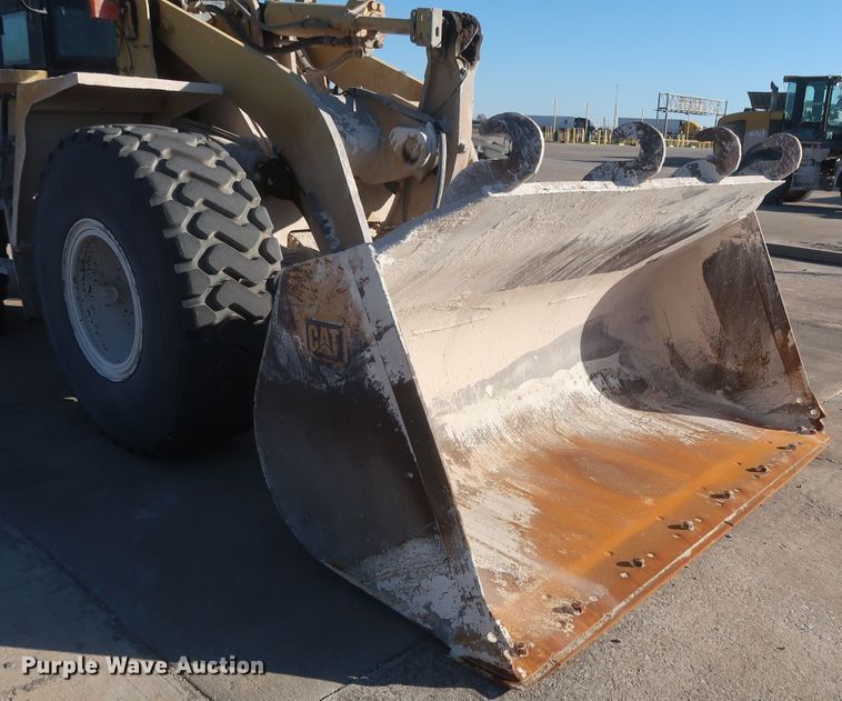 image for item DJ2254 2002 Caterpillar 938G  wheel loader