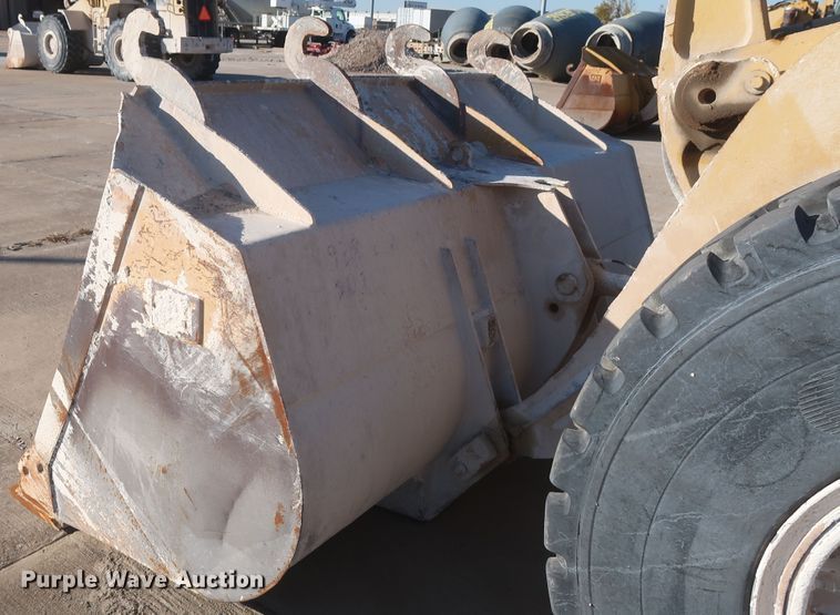 image for item DJ2254 2002 Caterpillar 938G  wheel loader