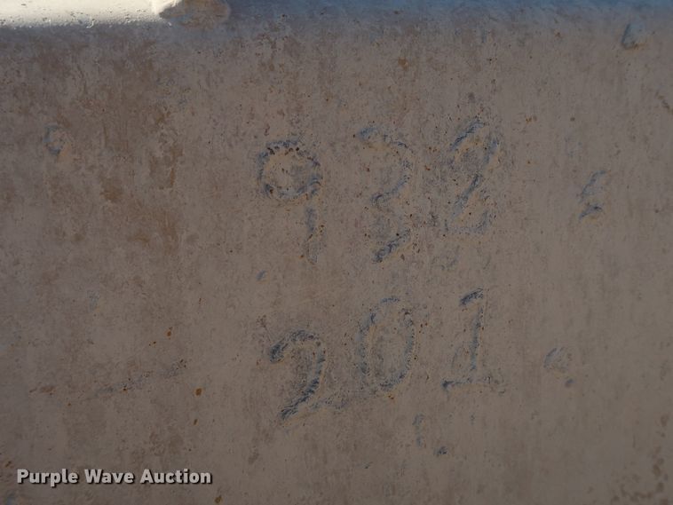 image for item DJ2254 2002 Caterpillar 938G  wheel loader