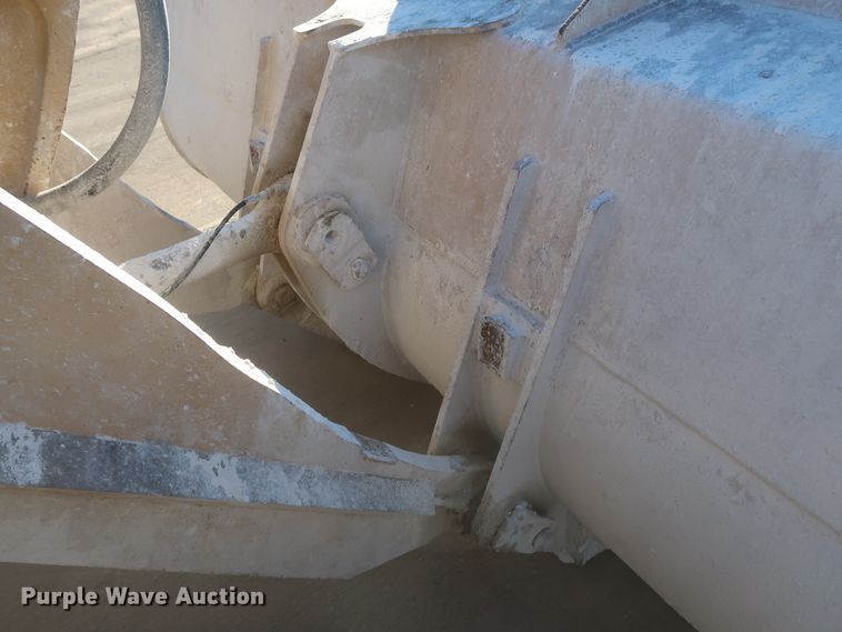 image for item DJ2254 2002 Caterpillar 938G  wheel loader