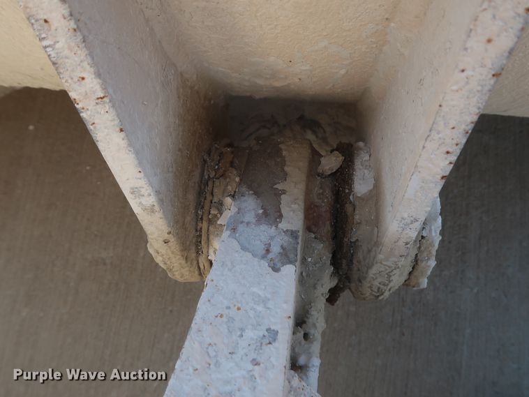 image for item DJ2254 2002 Caterpillar 938G  wheel loader