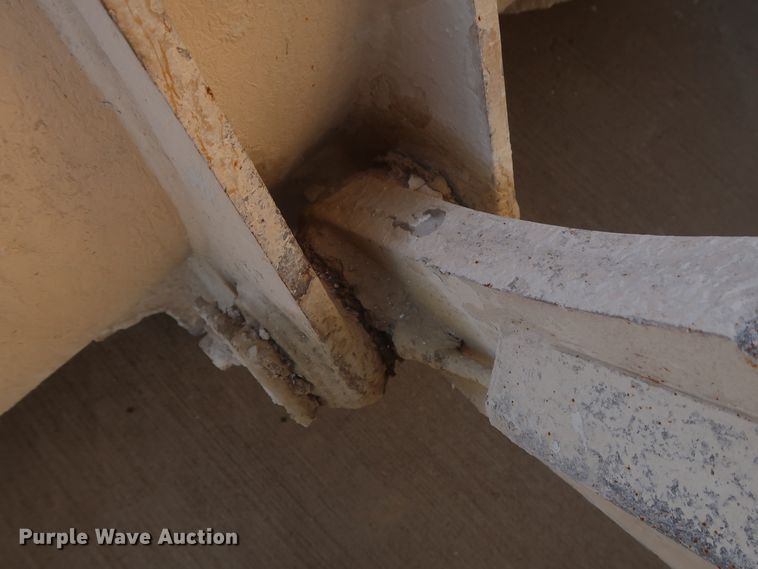 image for item DJ2254 2002 Caterpillar 938G  wheel loader