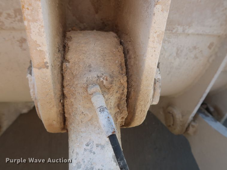 image for item DJ2254 2002 Caterpillar 938G  wheel loader